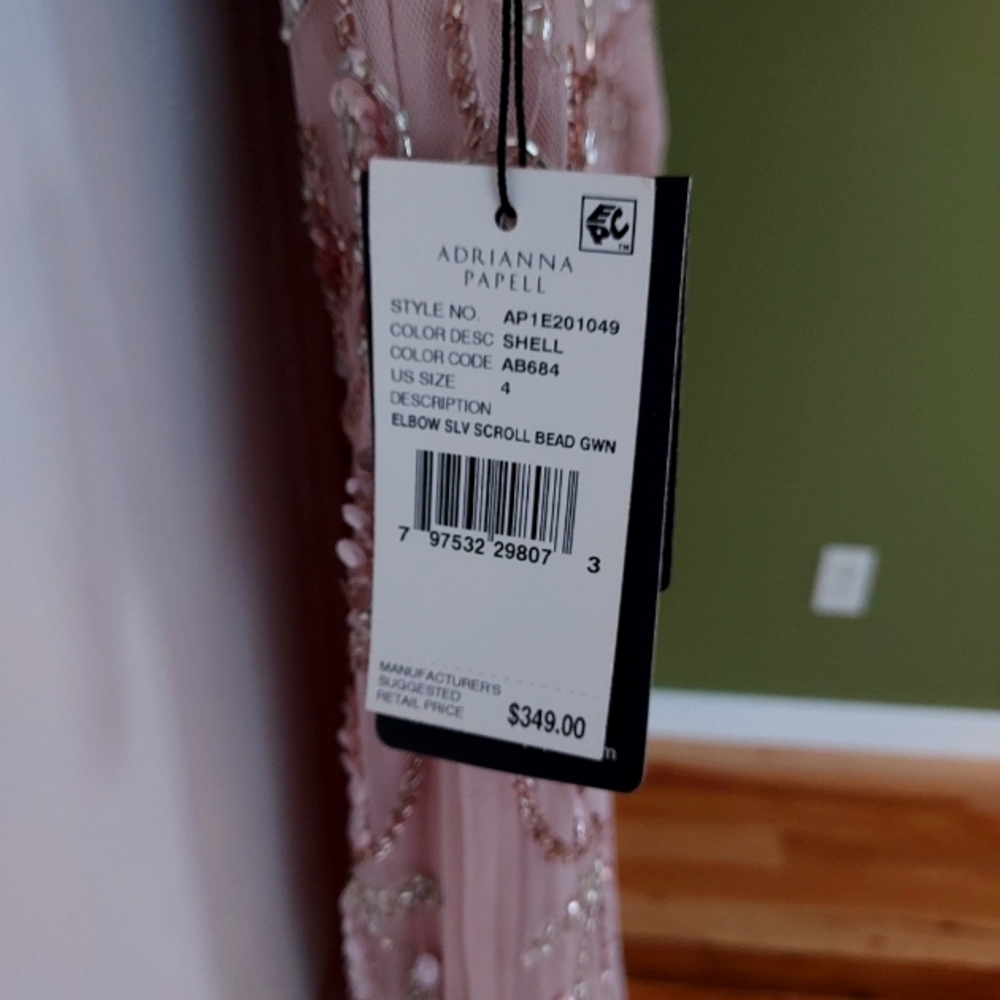 Adrianna Papell elbow slv acroll bead gown